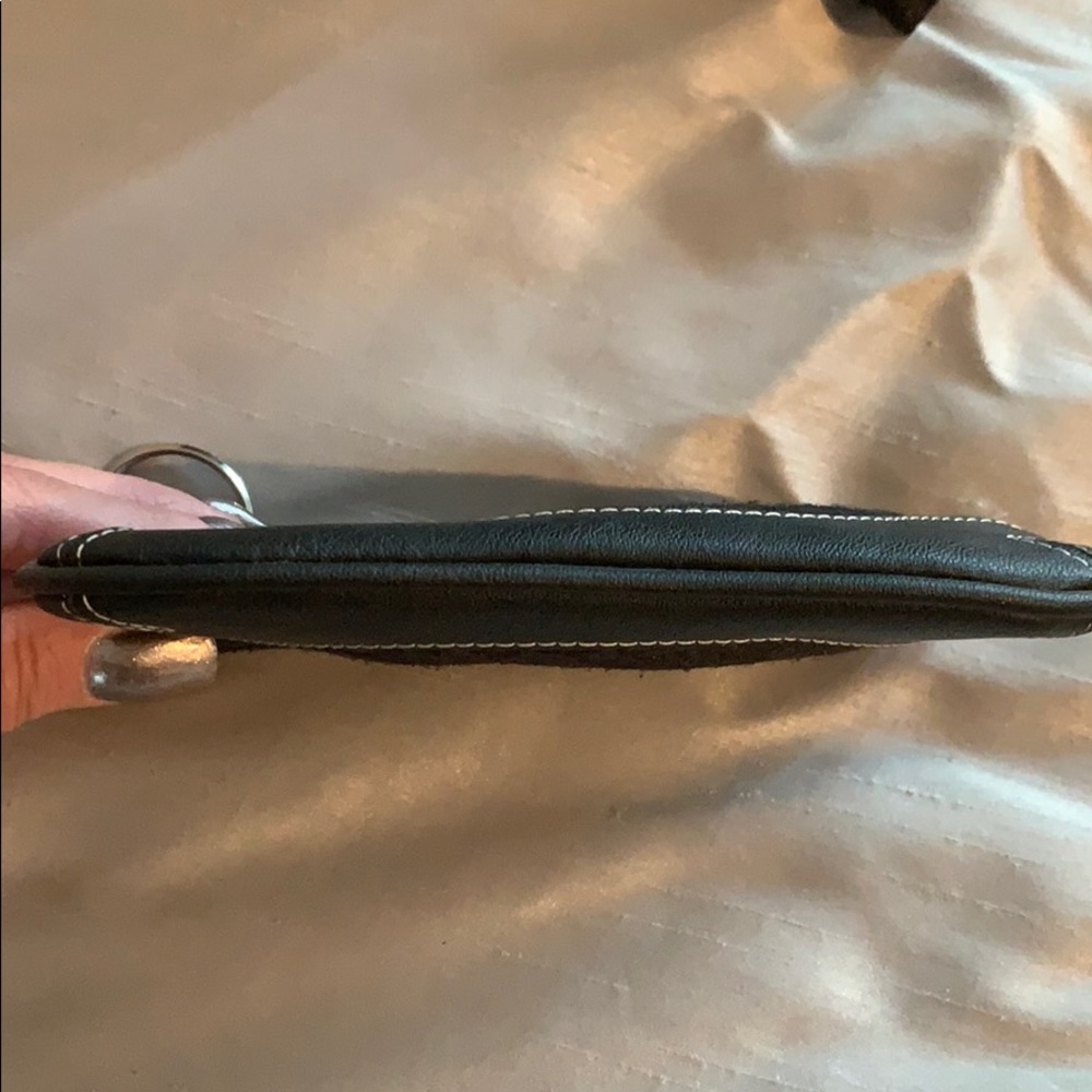 πHPπ Black Coach Wristlet - Picture 4 of 6